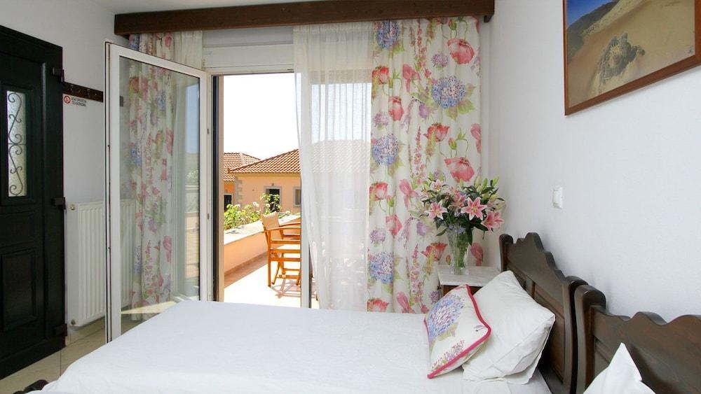 Amygdalies Apartments Myrina Ngoại thất bức ảnh